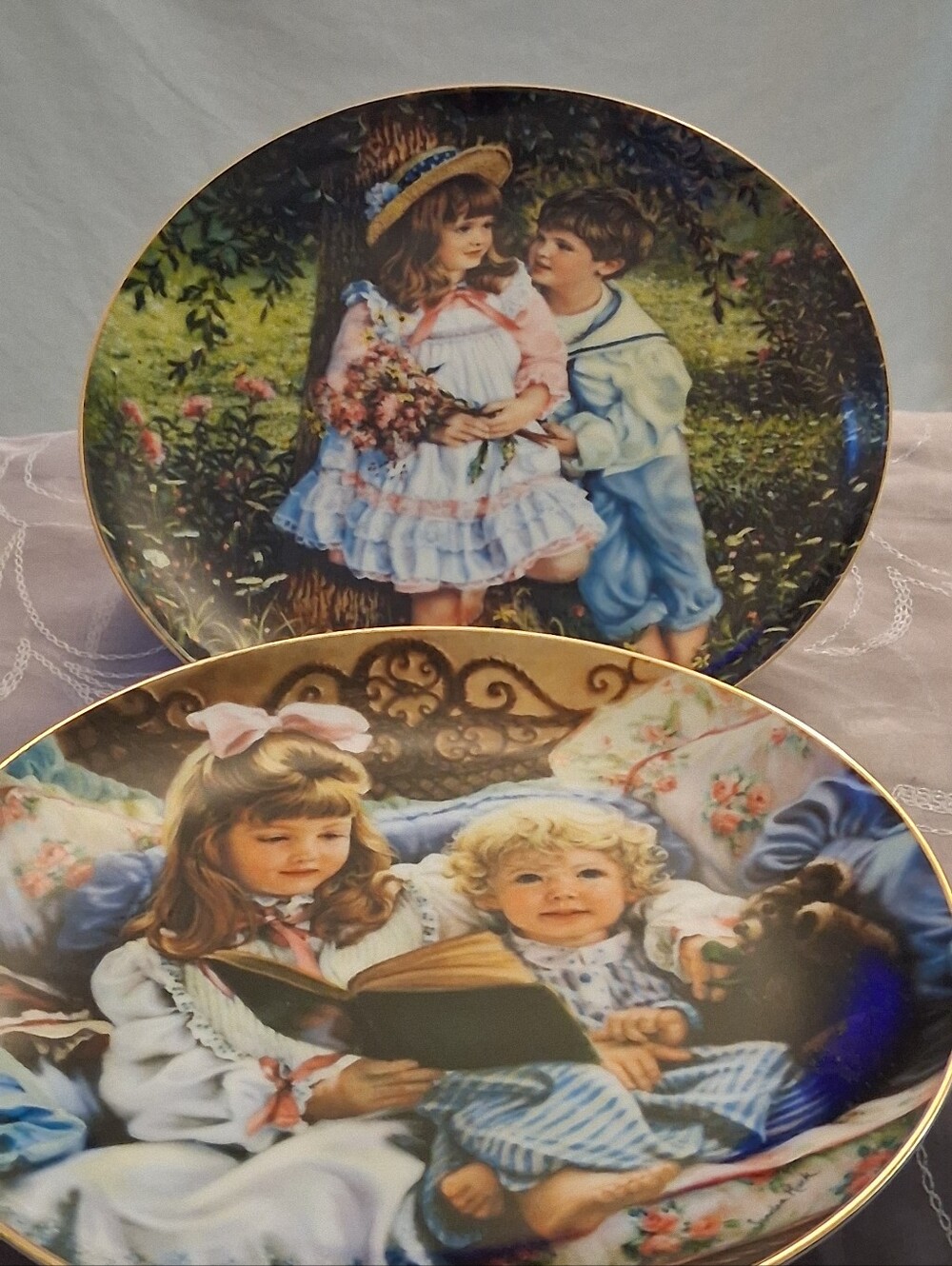 Vintage (1987) Sandra Kuck Reco Collector Plates-Set Of 2 (Barefoot Children)